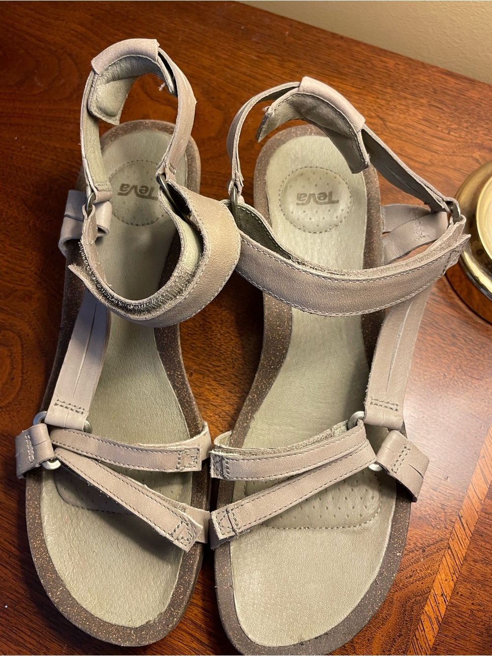 TEVA Women's Ysidro Universal Taupe 100% Leather Wedge - Picture 2 of 9
